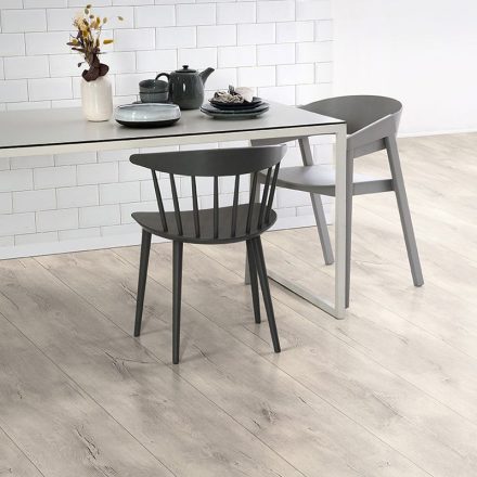 EGGER PRO KINGSIZE 8/32 2V Verdon Oak White Laminált padló EPL033