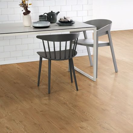 EGGER PRO CLASSIC 8/32 4V Olchon Oak Honey Laminált padló EPL144